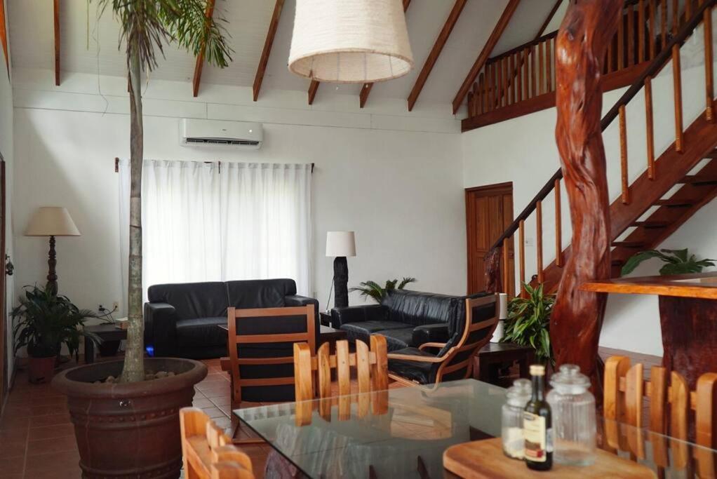 Villa Casa Moes Cahuita Exterior foto